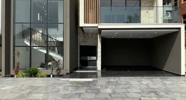 LUXURY 4-BEDROOM APARTMENT 4 SALE IN ACCRA GHANA