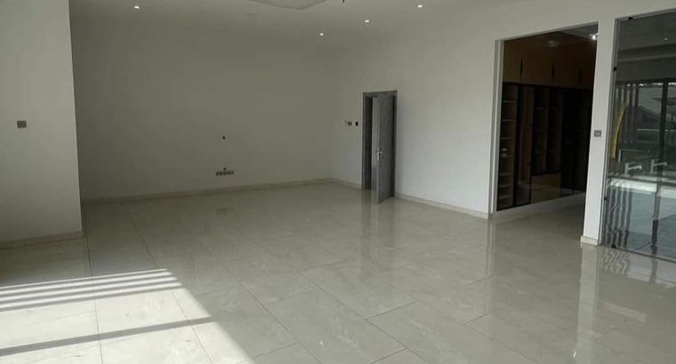 LUXURY 4-BEDROOM APARTMENT 4 SALE IN ACCRA GHANA