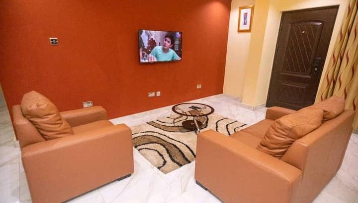 Fully furnished Luxurious 2 bedroom apartment for short Rent