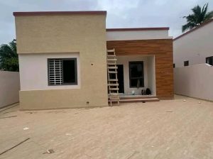 Magnificent 3-bedroom home with convenient boys’ quarters in the desirable 📍Spintex Community 18. 💰Price : $150k