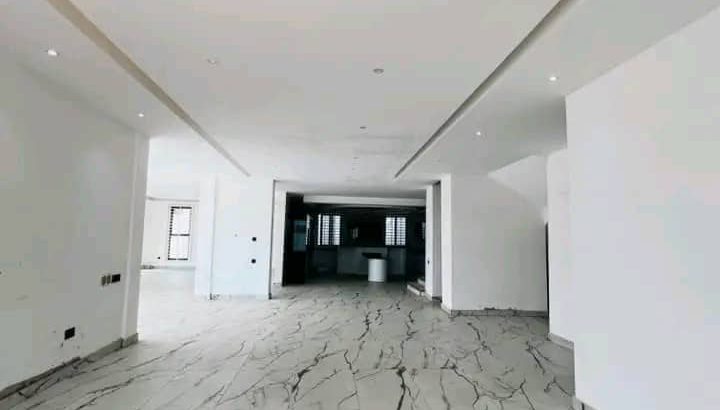 Executive Newly Built 7-Bedroom House with Boys Quarters & Swimming Pool – For Sale